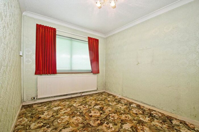 3 Bedroom End Of Terrace House For Sale In Bryn Pinwydden, Cardiff, CF23