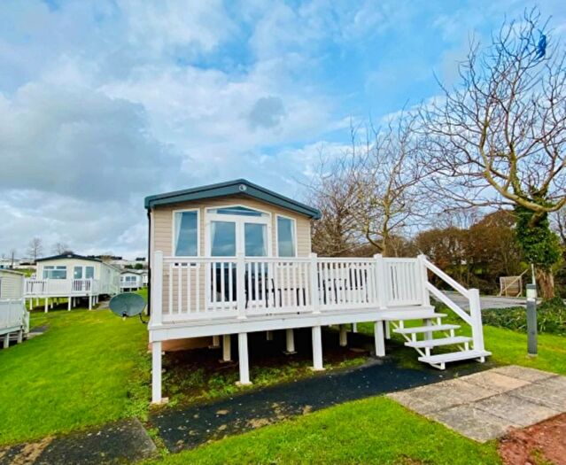 3 Bedroom Park Home For Sale In Exmouth, Devon, EX8
