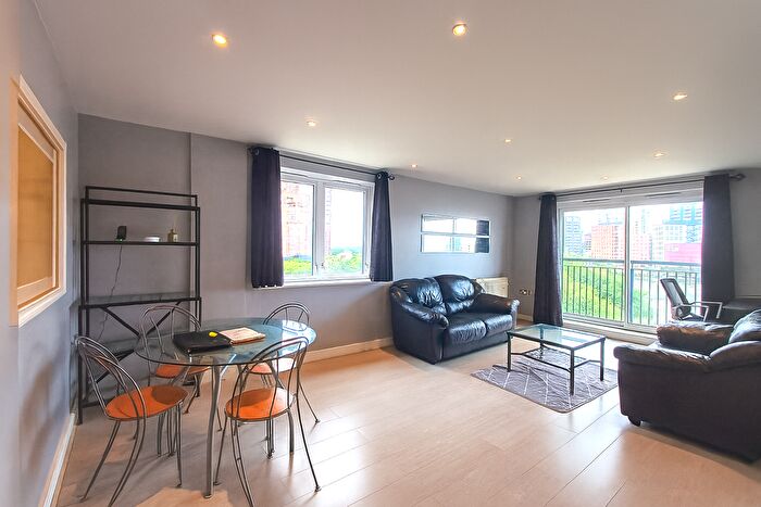 2 Bedroom Flat To Rent In Newport Avenue, London, E14