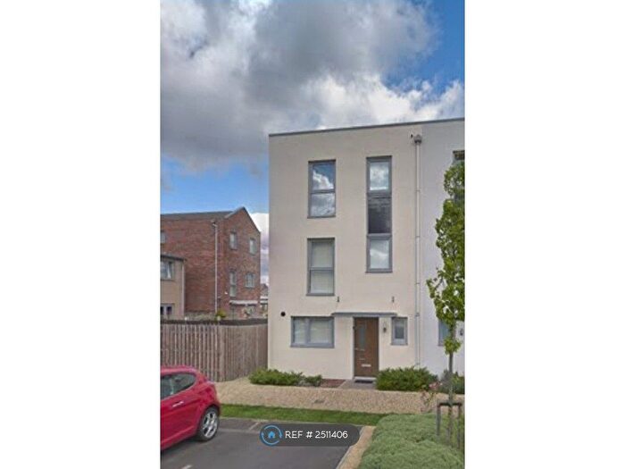 5 Bedroom End Of Terrace House To Rent In Shiers Avenue, Dartford, DA1