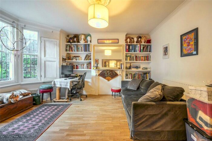 1 Bedroom Flat To Rent In Ferntower Road, Newington Green, N5