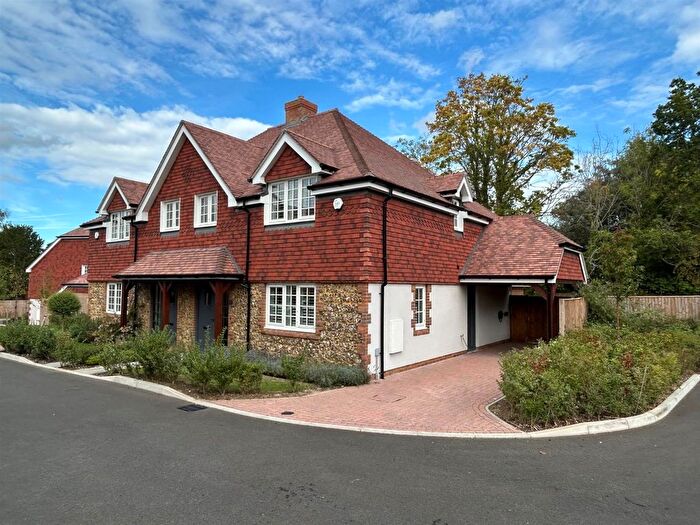 3 Bedroom Semi-detached House For Sale In Stovell Place, Effingham, KT24