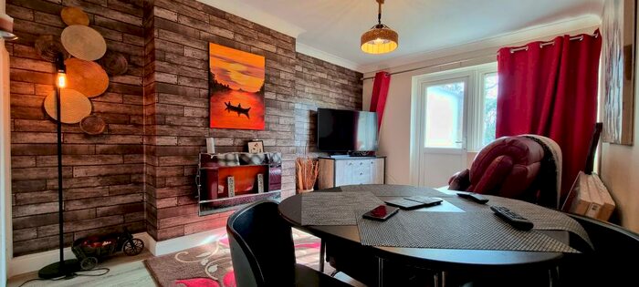 1 Bedroom Flat To Rent In Thistle Grove, Welwyn Garden City, AL7