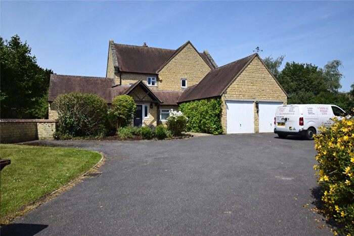 4 Bedroom Detached House To Rent In Church Walk, Ambrosden, Bicester, Oxfordshire, OX25