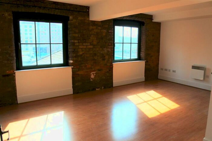 2 Bedroom Apartment To Rent In Cambridge Street, Manchester, M1