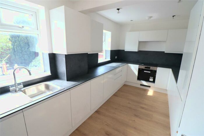 2 Bedroom Apartment To Rent In Hale Lane, Edgware, HA8