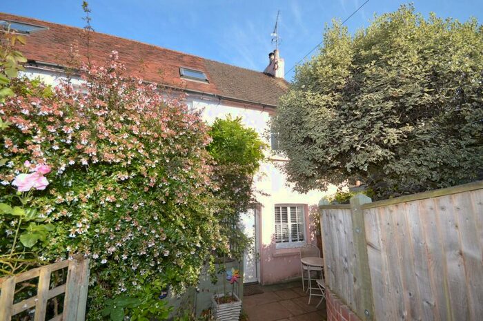 2 Bedroom Semi-Detached House To Rent In Brewers Yard, Storrington, RH20