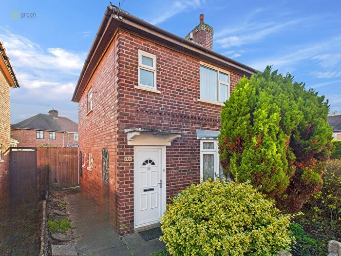 3 Bedroom Semi Detached House For Sale In Prospect Street, Tamworth, B79