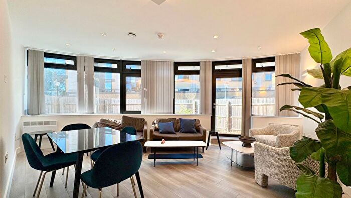2 Bedroom Flat To Rent In New Horizons Court, Brentford, TW8