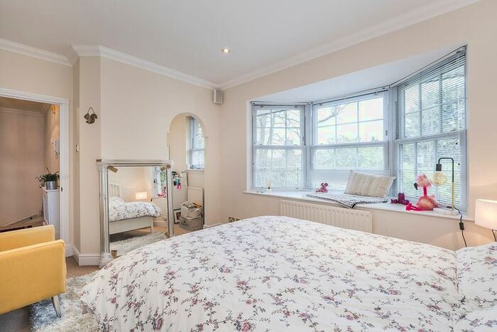 1 Bedroom Flat To Rent In Chapman Square, London, SW19