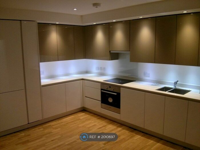 2 Bedroom Flat To Rent In Mirabelle Gardens, London, E20