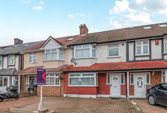 3 Bedroom Terraced House For Sale In Abbotts Road, Mitcham, CR4
