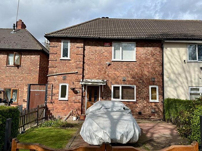 3 Bedroom Semi-Detached House For Sale In Tonbridge Road, Birmingham, B24