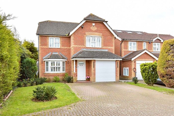 4 Bedroom Detached House For Sale In Wilks Close, Rainham, Gillingham, Kent, ME8