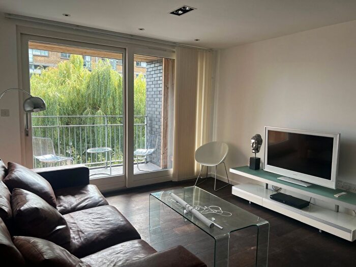 1 Bedroom Flat To Rent In Wharf Road, Canonbury, N1