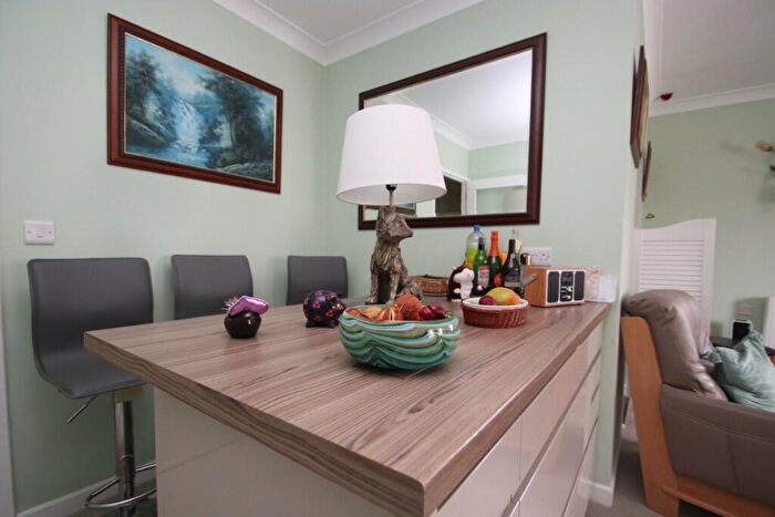 1 Bedroom Flat For Sale In Green Road, Portsmouth, Hampshire, PO5