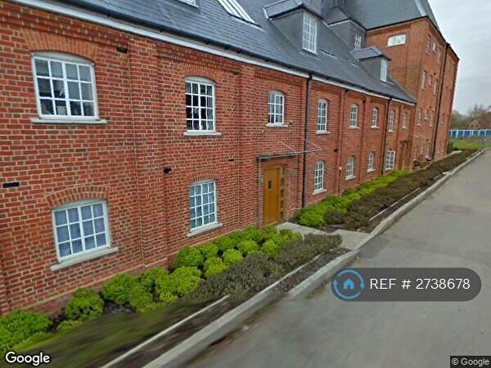 2 Bedroom Flat To Rent In The Malthouse, Romsey, SO51