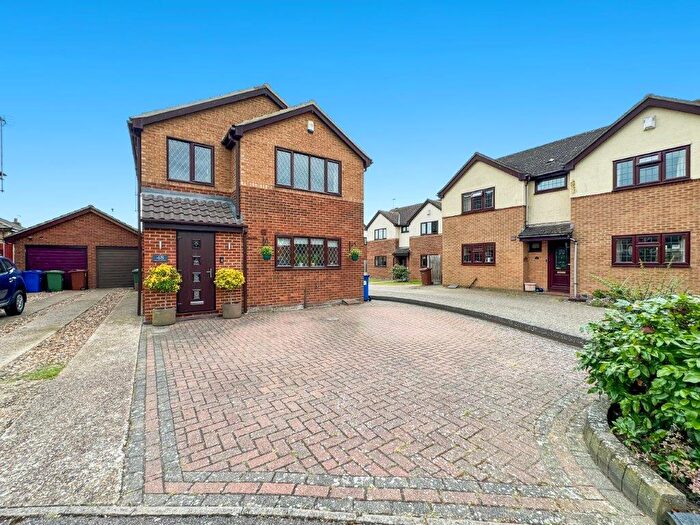 4 Bedroom Detached House For Sale In Hemley Road, Orsett, Orsett, RM16