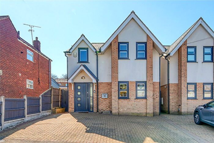 4 Bedroom Detached House For Sale In Cromwell Road, Warley, Essex, CM14