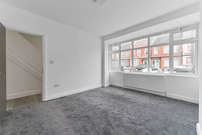 3 Bedroom Terraced House To Rent In Silverleigh Road, Thornton Heath, CR7