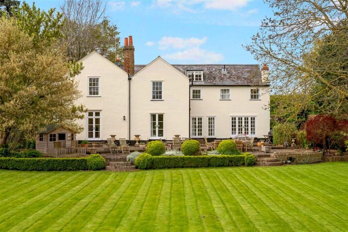 6 Bedroom Detached House To Rent In Wareside, Ware, SG12