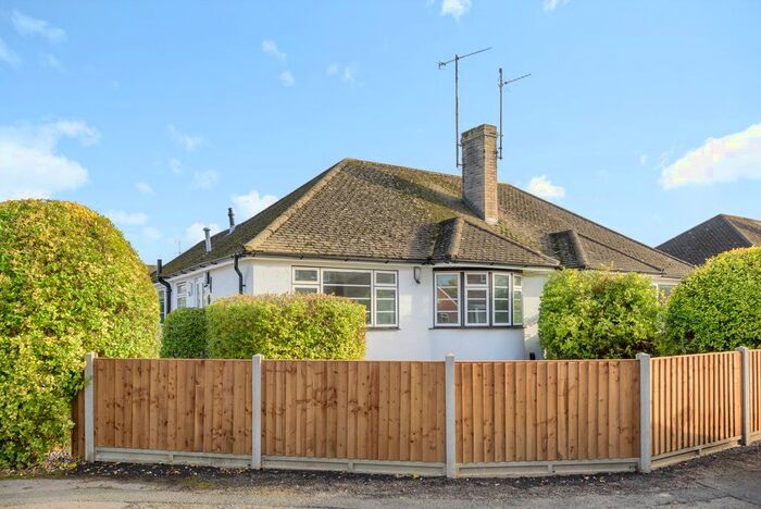 2 Bedroom Bungalow To Rent In Winton Road, Cheltenham, GL51