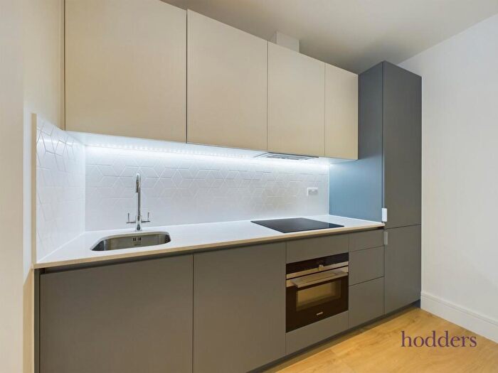 1 Bedroom Apartment To Rent In Surrey, KT16