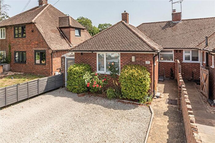 2 Bedroom Bungalow For Sale In Rectory Close, Byfleet, West Byfleet, Surrey, KT14