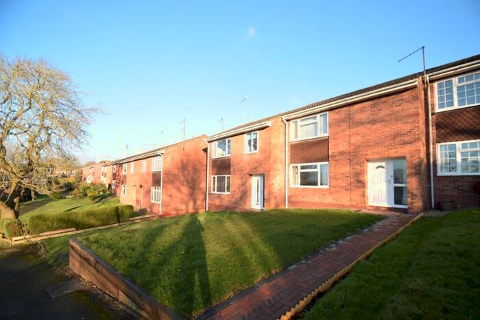2 Bedroom Terraced House To Rent In Well Close, Redditch, Crabbs Cross, B97