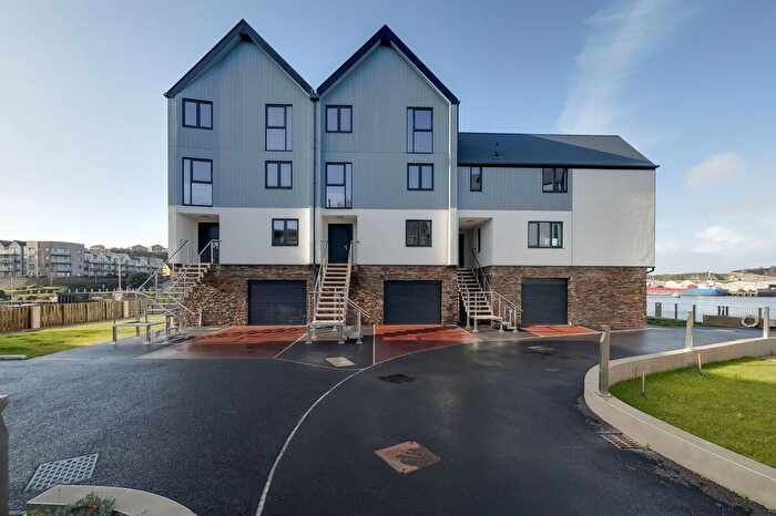 4 Bedroom Terraced House For Sale In Baylis Road, Oreston, Plymouth., PL9