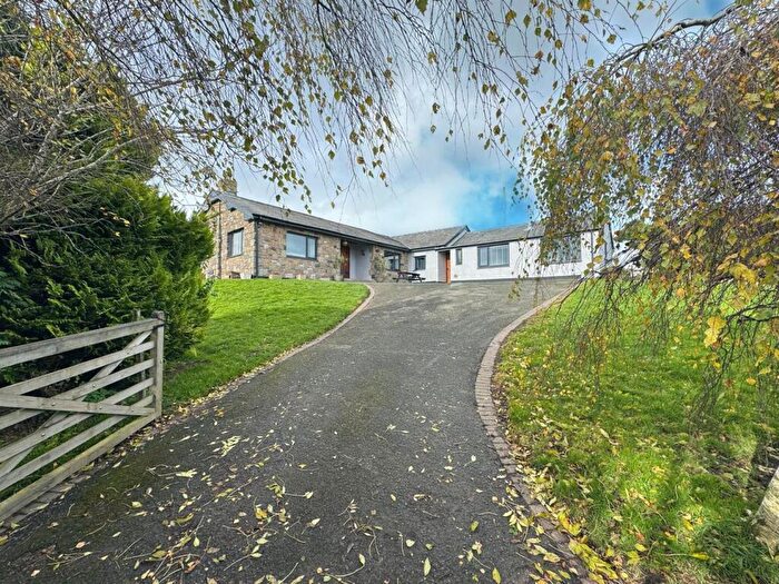 4 Bedroom Smallholding For Sale In Llanelian, Colwyn Bay, LL29