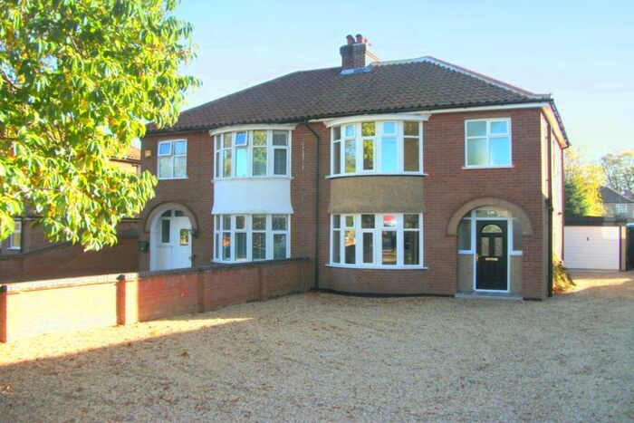 3 Bedroom Semi-Detached House To Rent In Plumstead Road East, Norwich, NR7