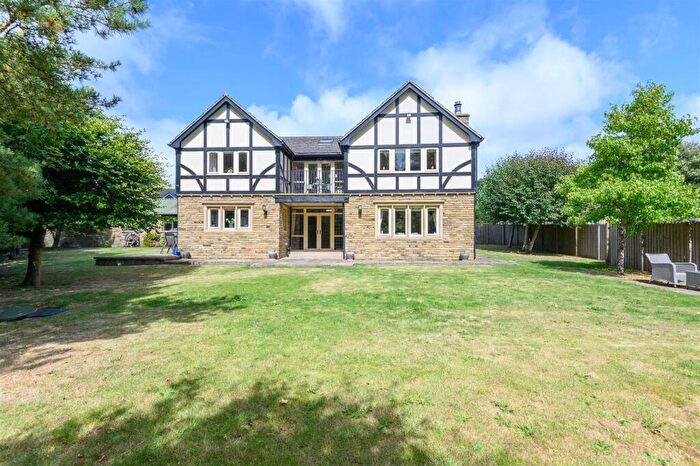 5 Bedroom Detached House For Sale In Clouds Fern, Park Lane, Queensbury, Bradford, BD13