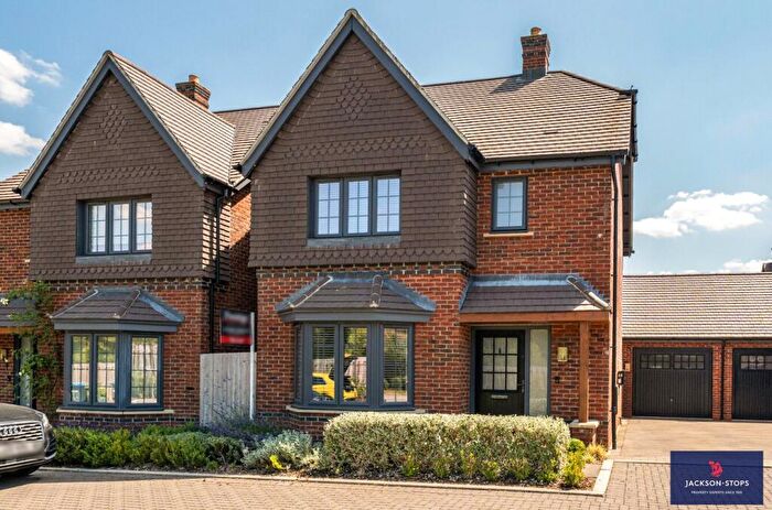 3 Bedroom Detached House For Sale In Menday Gardens Mews, Wavendon, Buckinghamshire, MK17
