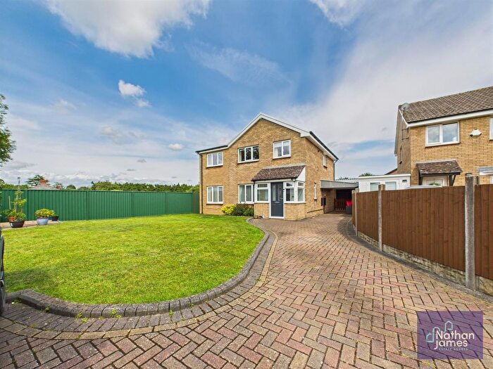 4 Bedroom Detached House For Sale In Dancing Close, Undy, Caldicot, NP26