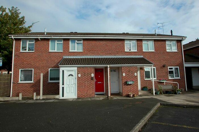 1 Bedroom Apartment To Rent In Longmead Road, Burton Upon Trent, Staffordshire, DE13