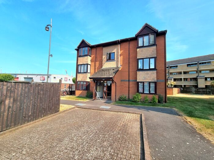 1 Bedroom Studio To Rent In King Street, Gosport, PO12