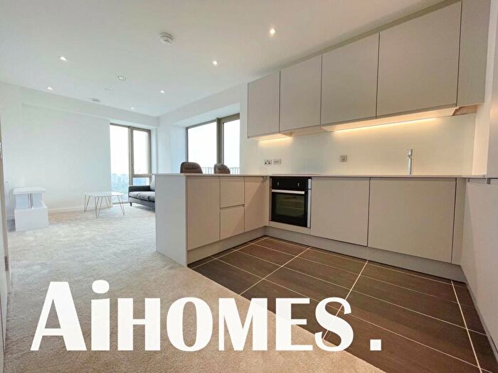 2 Bedroom Apartment To Rent In Local Crescent, Hulme Street, Salford, M5