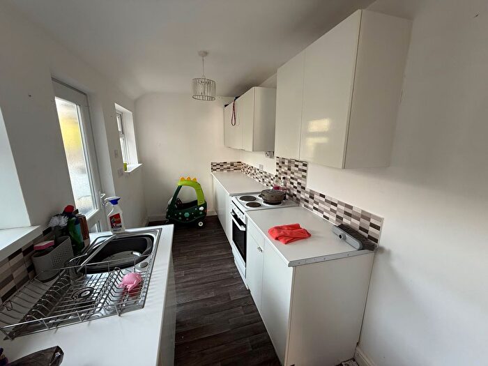 3 Bedroom Terraced House To Rent In Bagshaw Street, Mansfield, NG19