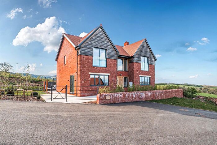 4 Bedroom Detached House For Sale In Lydeard St. Lawrence, Taunton, TA4