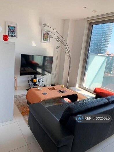 Studio To Rent In Pan Peninsula Square, London, E14