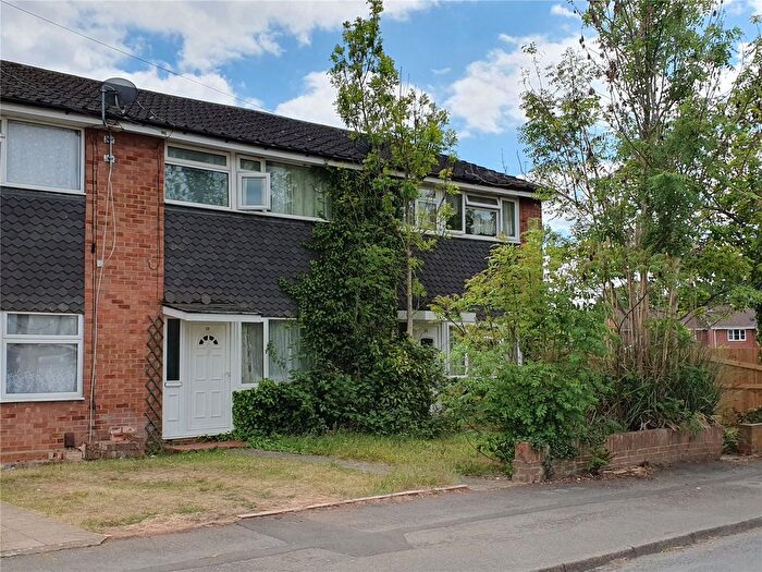 3 Bedroom Terraced House For Sale In Ditton Park Road, Slough, Berkshire, SL3