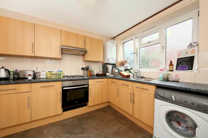 3 Bedroom Ground Maisonette To Rent In Addey House, Douglas Way, London, Greater London, SE8