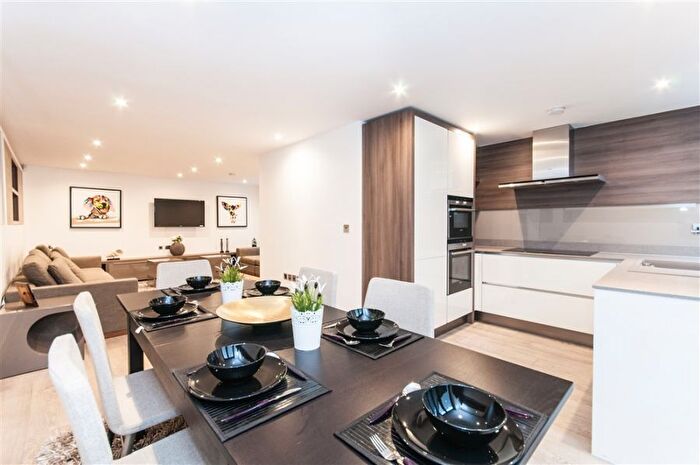 3 Bedroom Property To Rent In Whittlebury Mews East, Primrose Hill, NW1