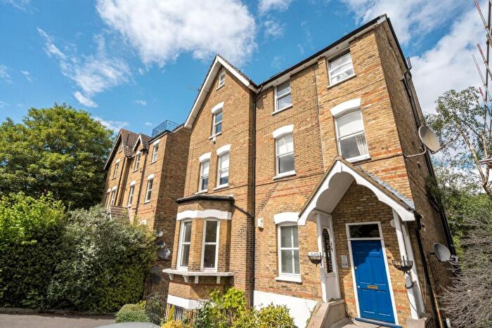 2 Bedroom Flat For Sale In Crystal Palace Park Road, London, SE26