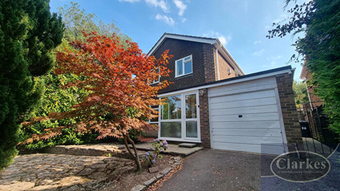 3 Bedroom Detached House For Sale In Heads Farm Close, Bournemouth, BH10