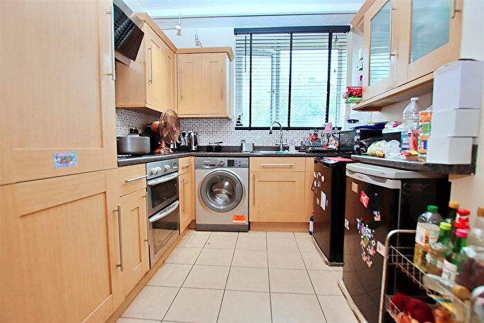 3 Bedroom Semi-Detached House For Sale In Walshford Way, Borehamwood, WD6