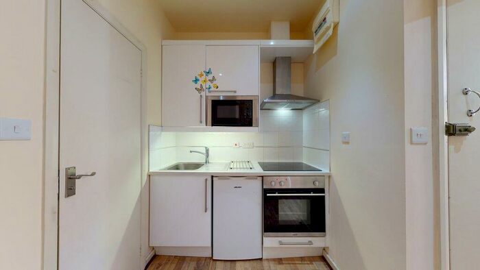 1 Bedroom Flat To Rent In Ash Grove, London, NW2