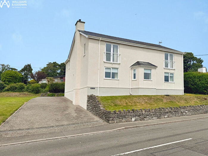 3 Bedroom Detached House For Sale In Holyhead Road, Gwalchmai, Anglesey, LL65