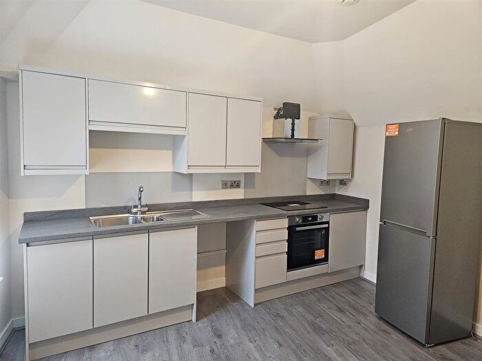 1 Bedroom Flat To Rent In High Street, Walsall, WS1